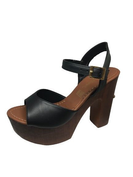 Danae Nuñez 706501 Color: NEGRO NAIROBI