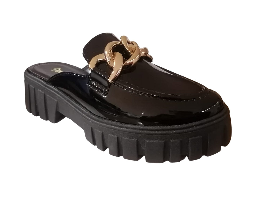 Danae Nu?ez SE 14-745 Color: CHAROL NEGRO CASUAL