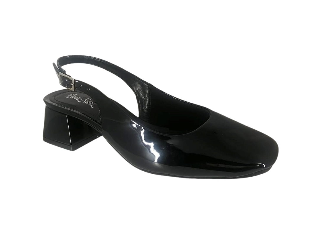 Danae Nuñez SE 03-909 Color: CHAROL NEGRO FORMAL