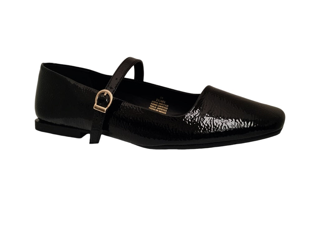 Danae Nu?ez DV 215501 Color: CH CORRUGADO NEGRO CASUAL
