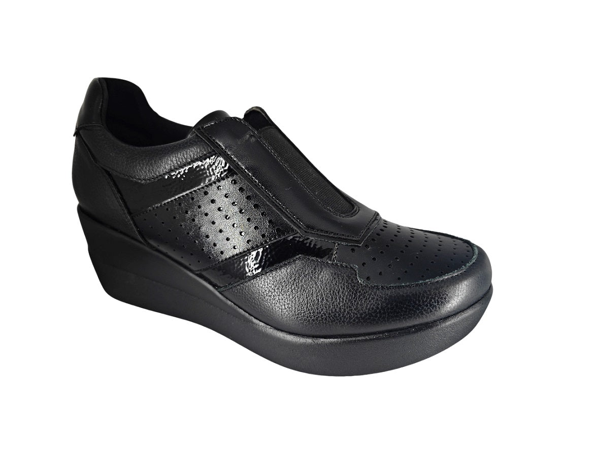 MANET 282-06 Color: NEGRO MEZCALA CASUAL