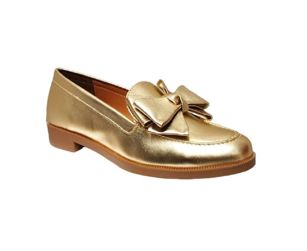 SALAMANDRA 323-3997 Color: NAPA METALICA ORO INGLES CASUAL