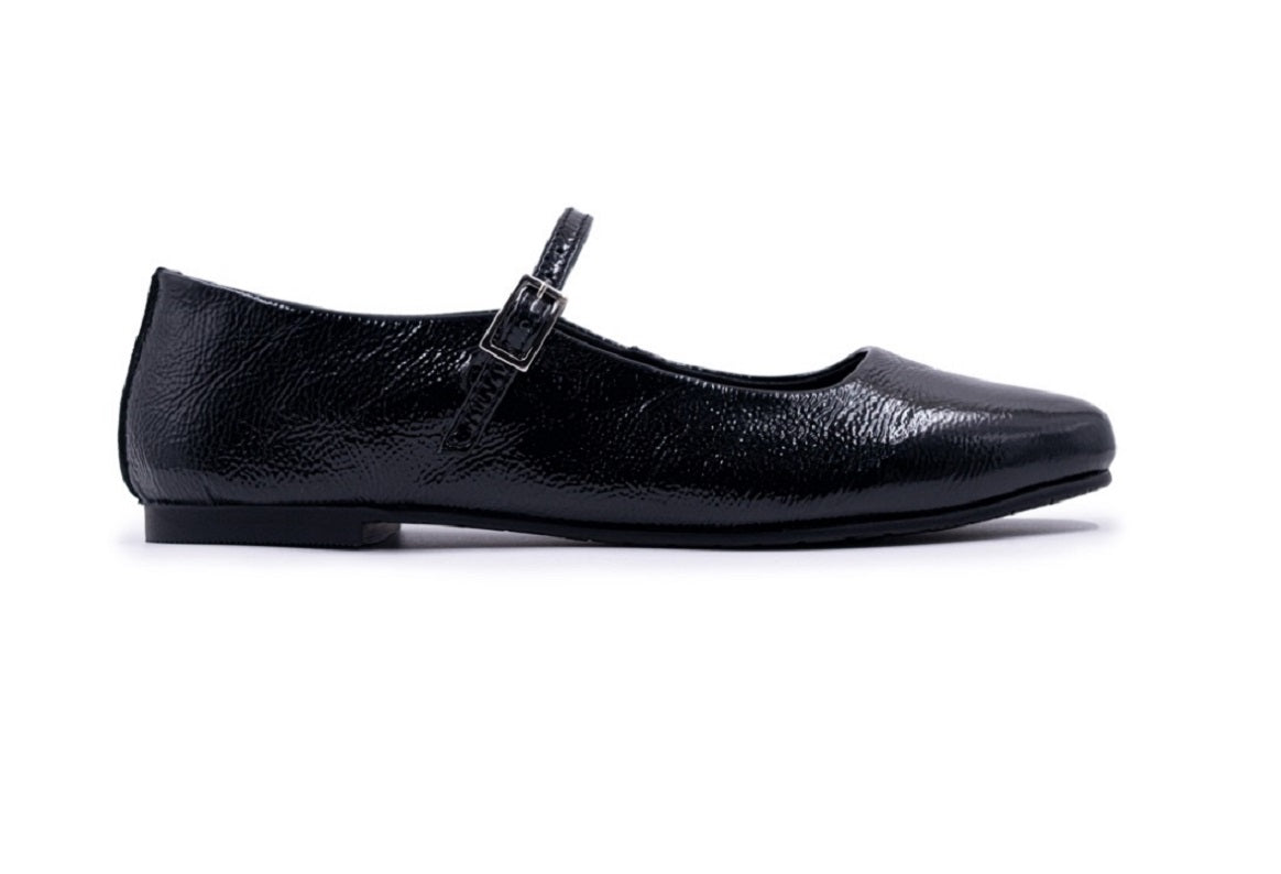 HISPANA 018352 Color: CHAROL ARRUGADO NEGRO CASUAL