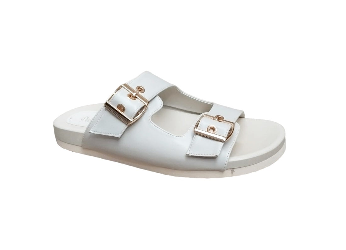Danae Nuñez SE 80-385 Color: JULIETA LATTE CASUAL