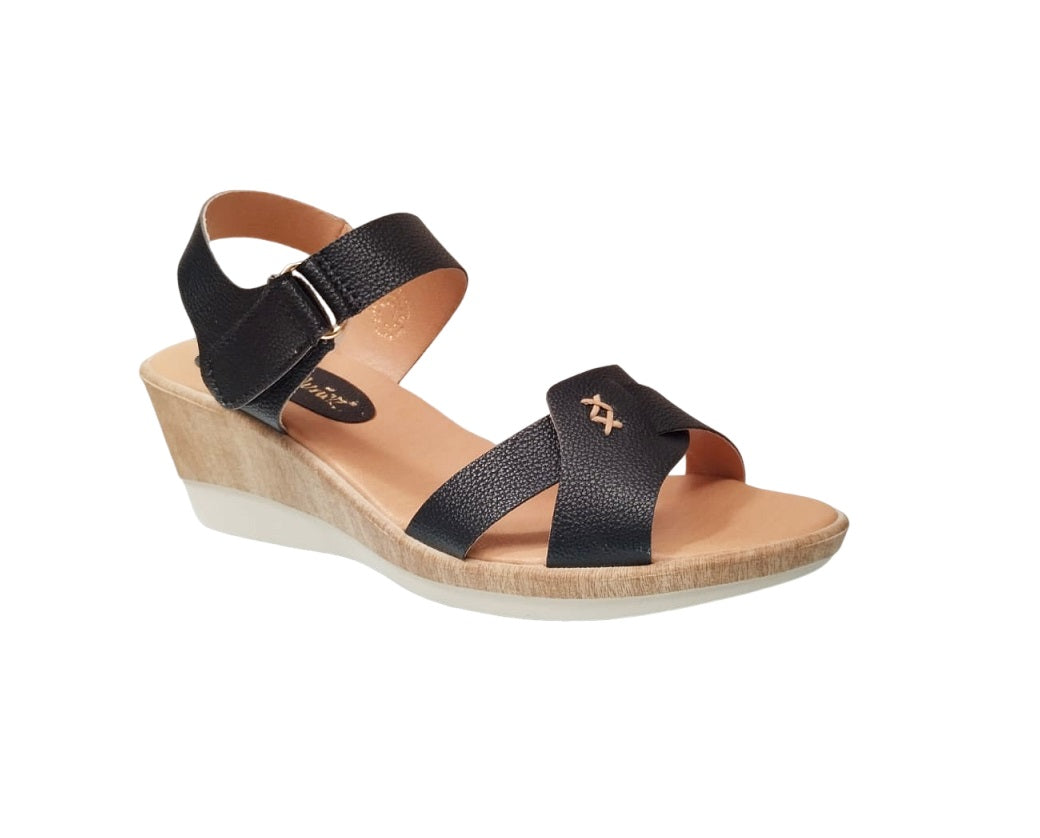 Danae Nu?ez DV 2418002 Color: FLOTER AVEGENTADO NEGRO CASUAL