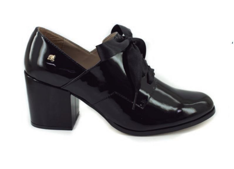 SALAMANDRA 122-3209 Color: NEGRO CHAROL CASUAL