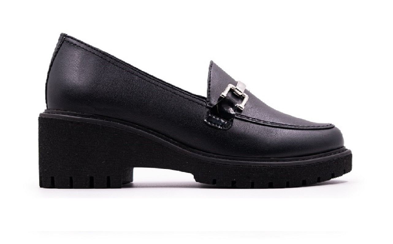 HISPANA 015703 Color: PELLE CAPRINA NEGRO CASUAL