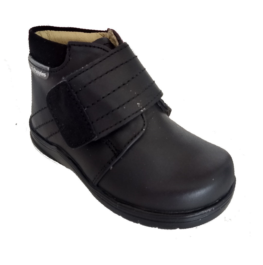 HUSH PUPPIES KIDS 051692 Color: DANUBIO NEGRO ESCOLAR