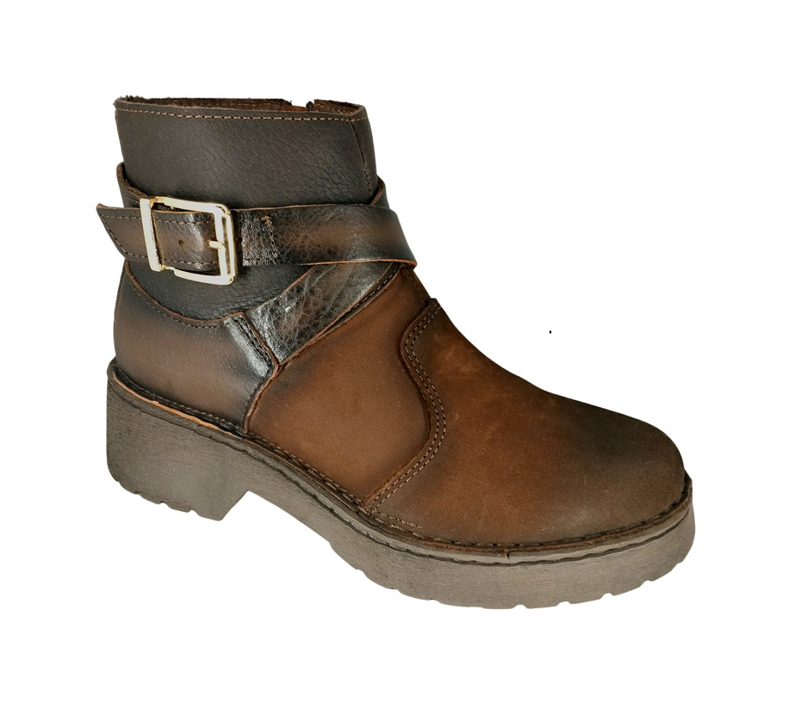 LOBO SOLO 005031 Color: NOBUCK TOPO CASUAL