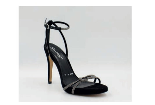 Danae Nuñez SE 13-678 Color: BUCK NEGRO FORMAL