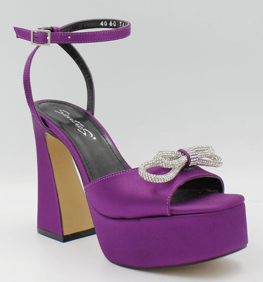 Danae Nuñez SE 60-741 Color: RASO MORADO FORMAL