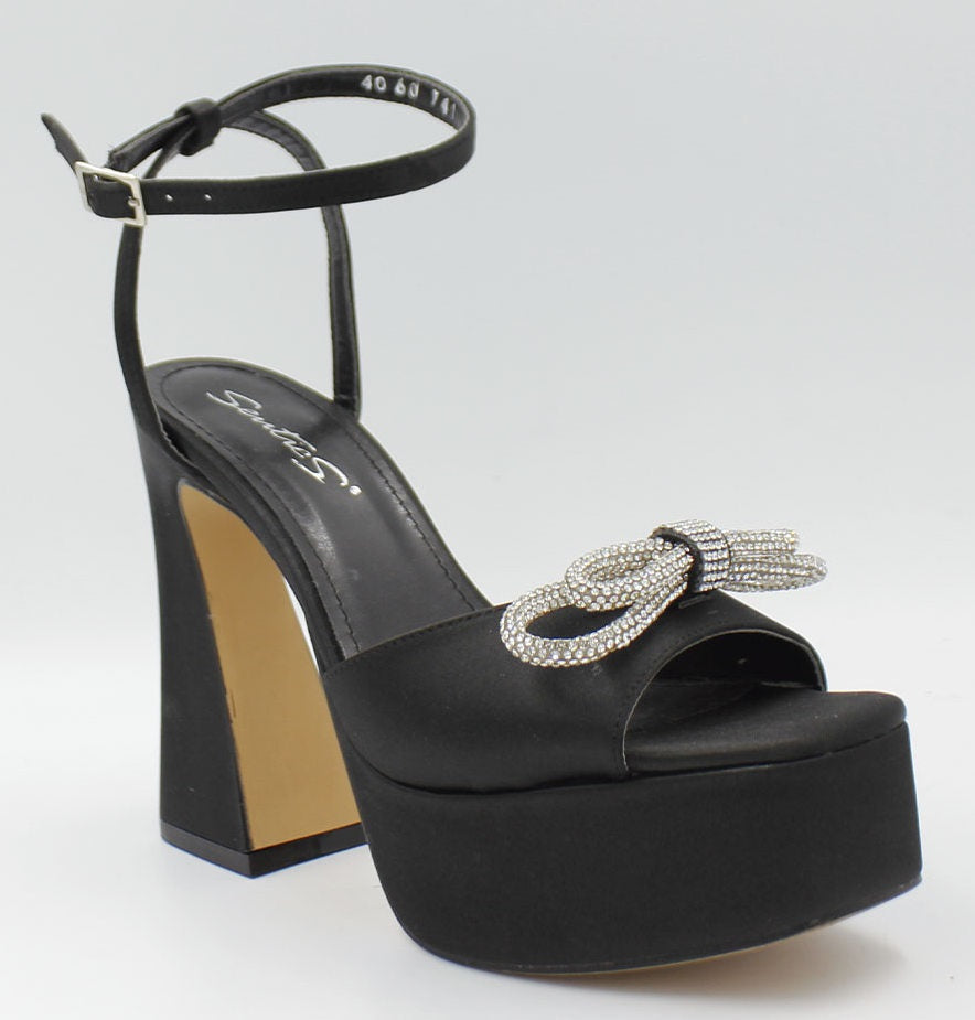Danae Nu?ez SE 60-741 Color: RASO NEGRO FORMAL