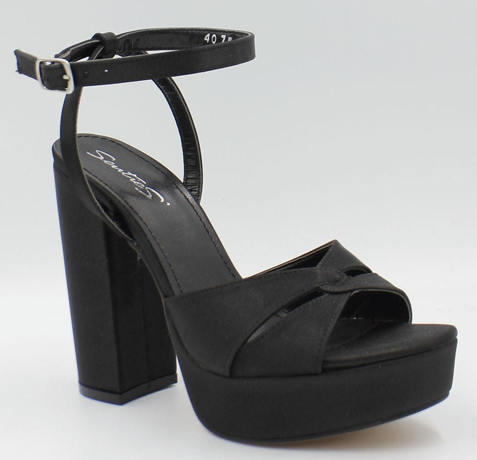 Danae Nu?ez SE 75-771 Color: RASO NEGRO FORMAL