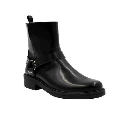 Danae Nuñez SE 32-934 Color: HELLEN NEGRO CASUAL
