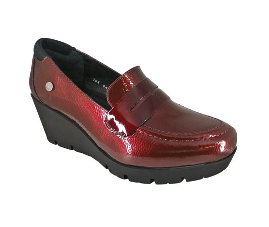 MANET 294-04 Color: MERLOT CASUAL