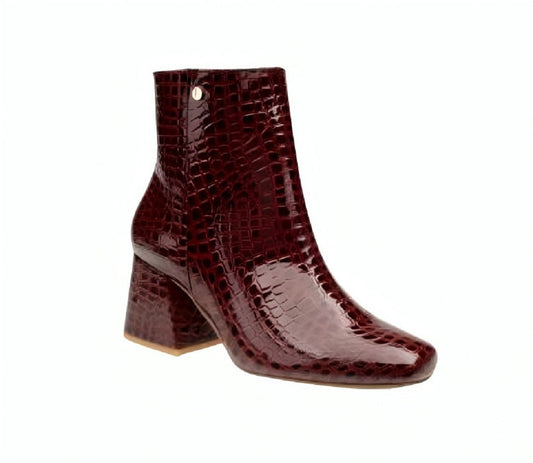 EFE 310102 Color: YUKON BURGUNDI CASUAL