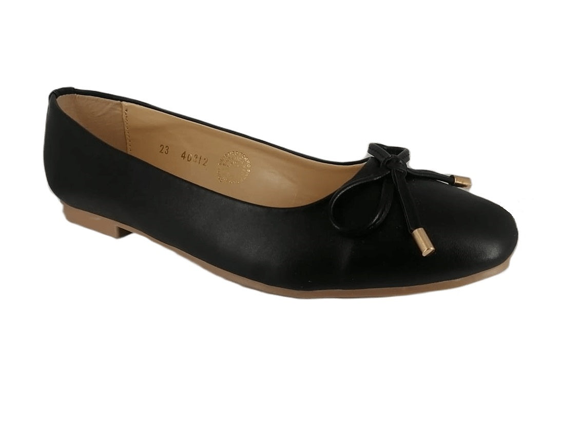 Danae Nu?ez SE 40-812 Color: NEGRO TERNERA CASUAL
