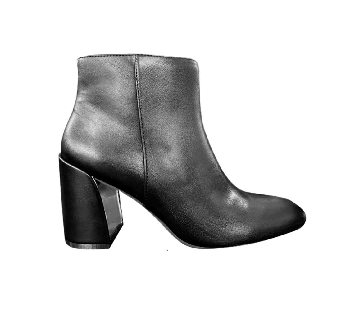 OZONO 682101 Color: NEGRO CASUAL