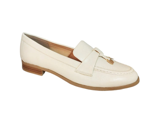 Danae Nu�ez DV 202613 Color: LATTE CLEVELAND CASUAL
