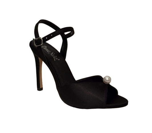 Danae Nuñez SE 21-276 Color: RASO NEGRO CASUAL