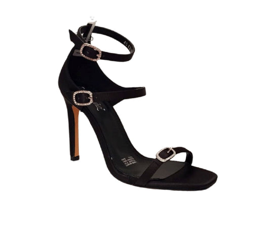 Danae Nuñez SE 43-273 Color: RASO NEGRO CASUAL