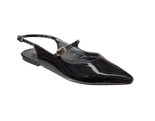 Danae Nuñez SE 18-320 Color: CHAROL NEGRO CASUAL