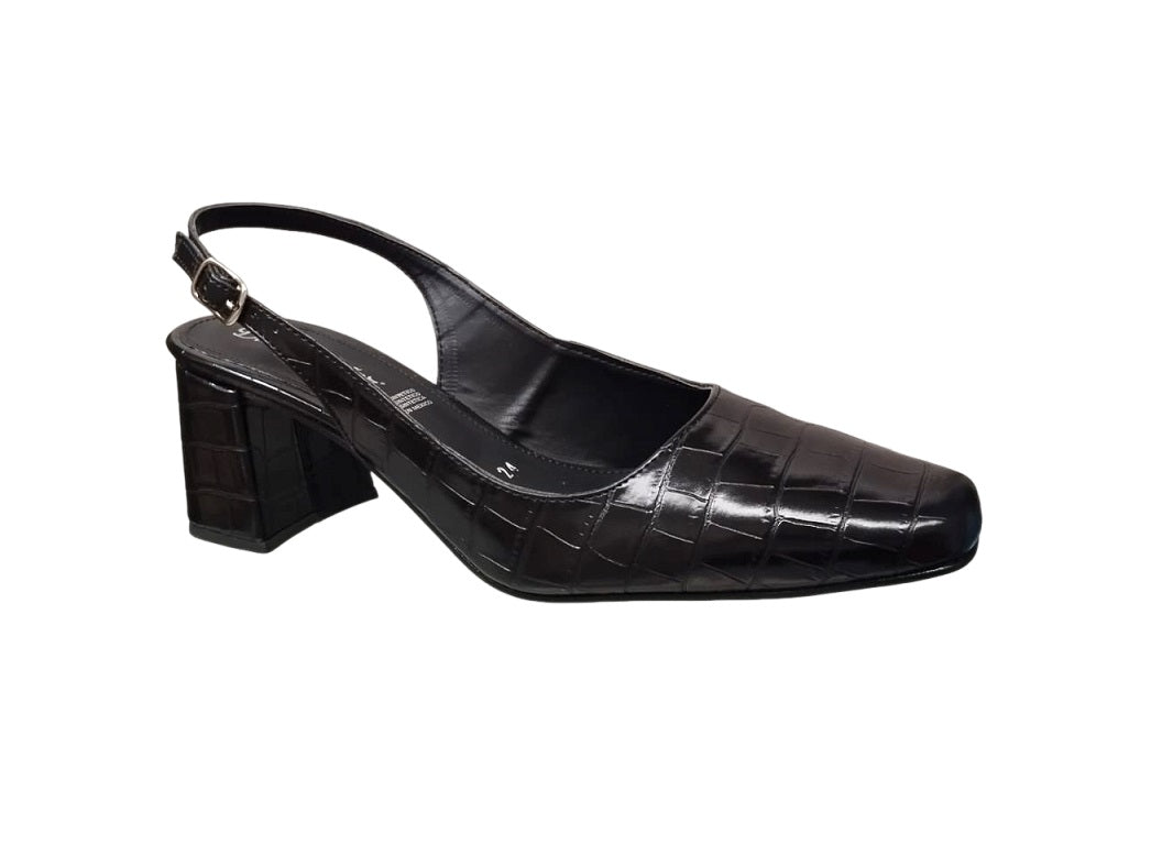 DANAE NUÑEZ VC 001500 Color: DRILO NEGRO CASUAL