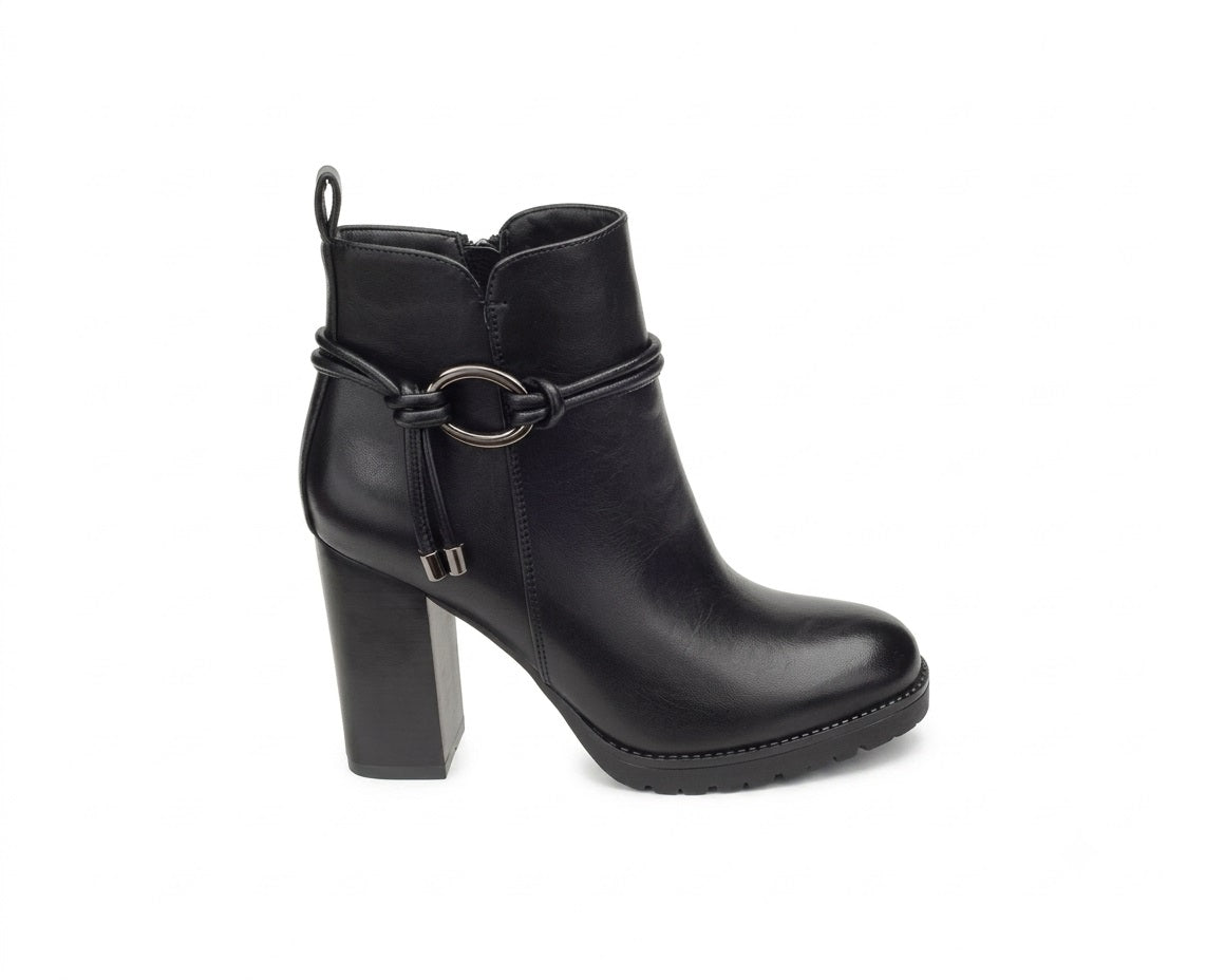 EFE 459302 Color: NEGRO CASUAL
