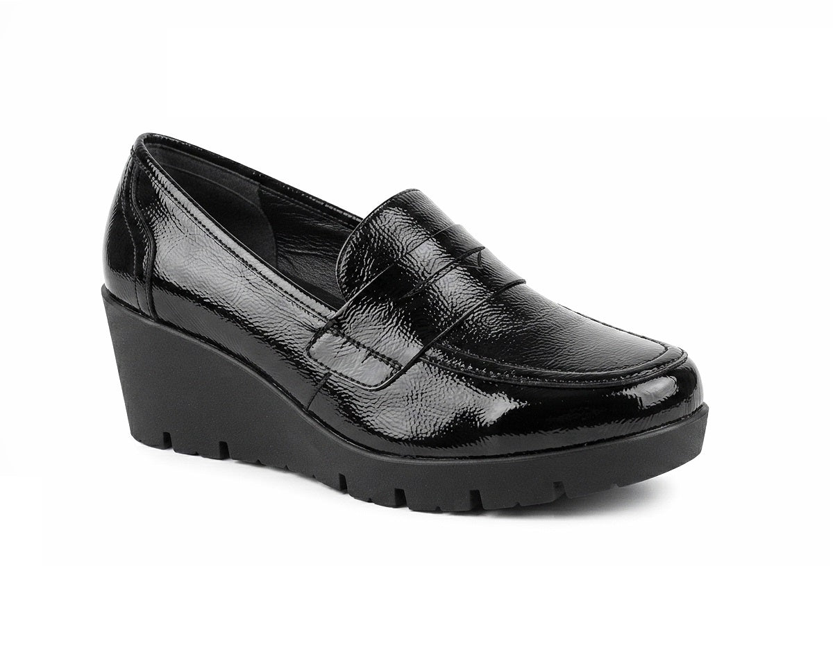 MANET 294-24 Color: CHAROL ARRUGADO NEGRO CASUAL