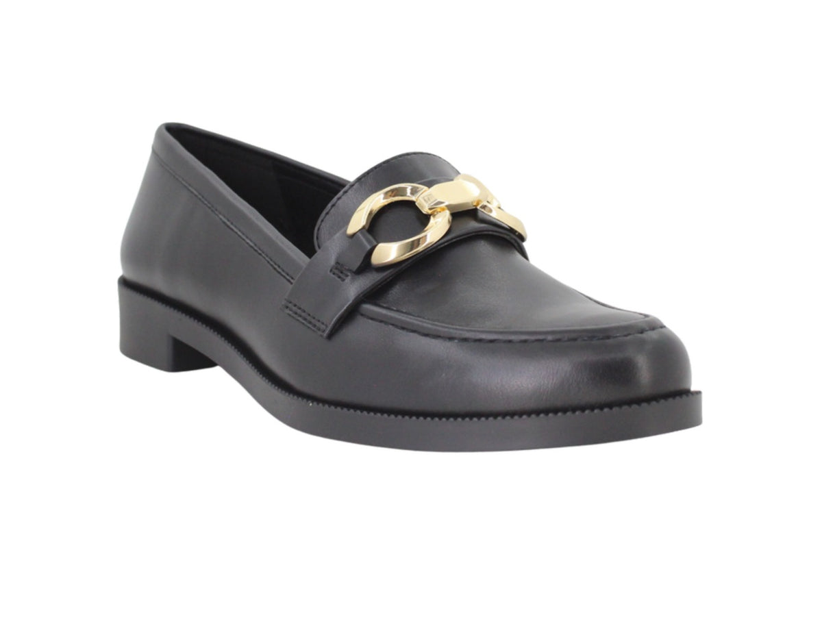 SALAMANDRA 323-4429 Color: NEGRO JULIETA  CASUAL