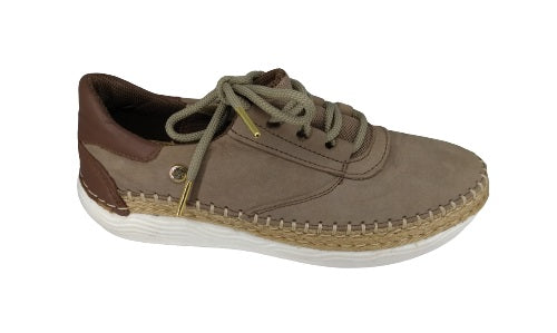 LOBO SOLO 005045 Color: NOBUCK TAUPE  CASUAL