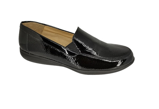 MANET 333-01 Color: NEGRO CHAROL ARRUGADO CASUAL